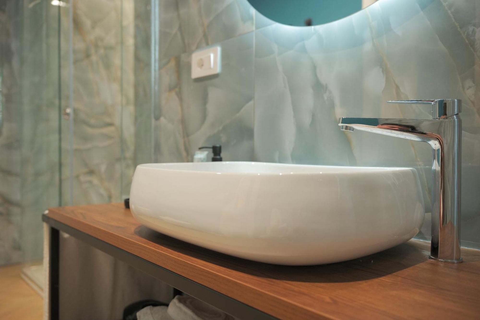Toledo Luxury Rooms - Lr Collection Napoli Dış mekan fotoğraf