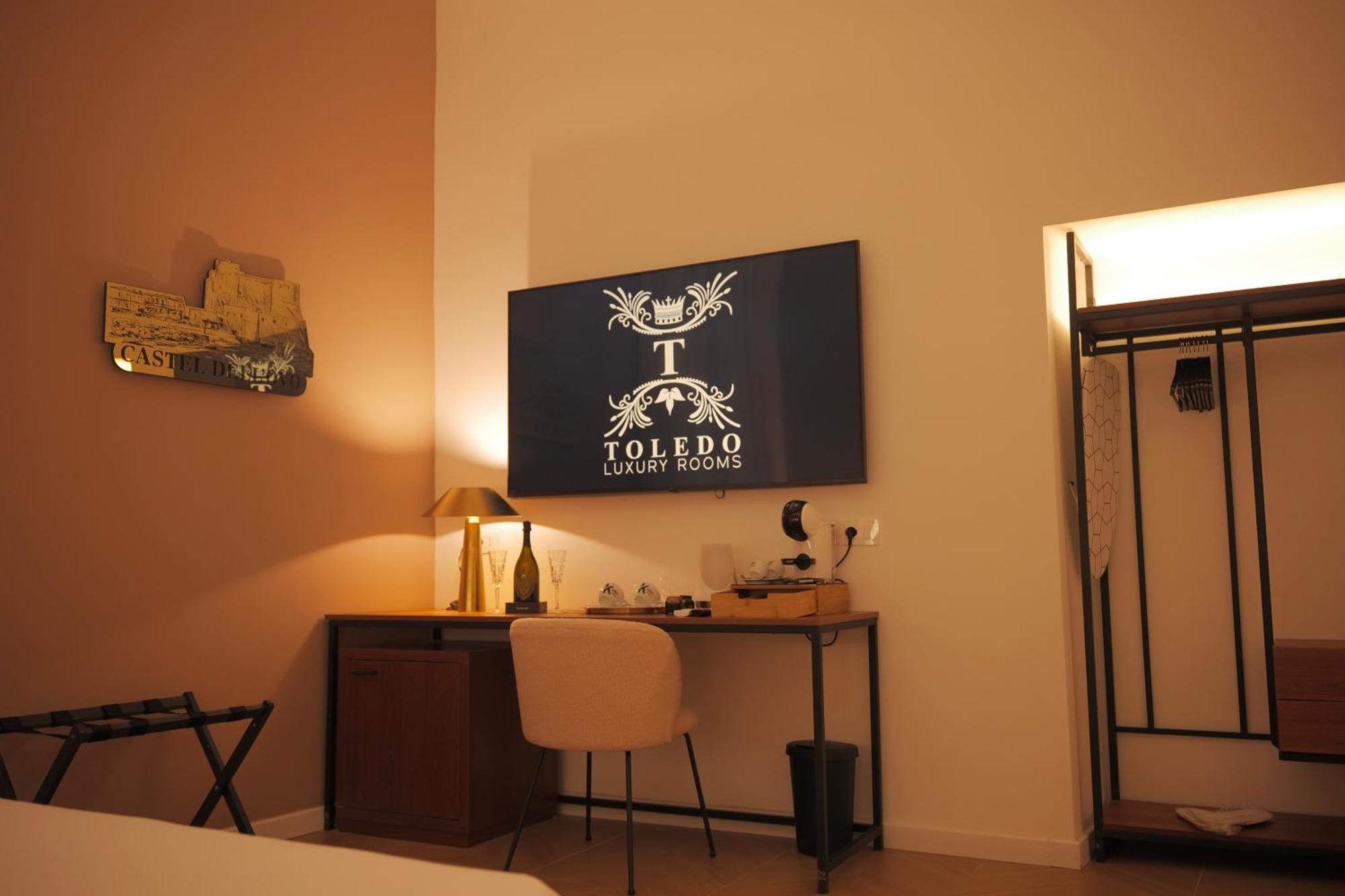 Toledo Luxury Rooms - Lr Collection Napoli Dış mekan fotoğraf