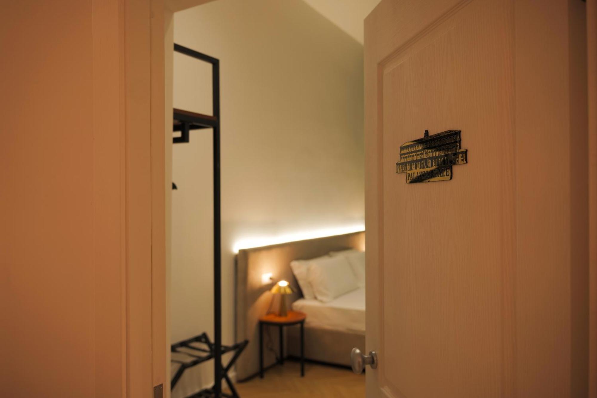 Toledo Luxury Rooms - Lr Collection Napoli Dış mekan fotoğraf