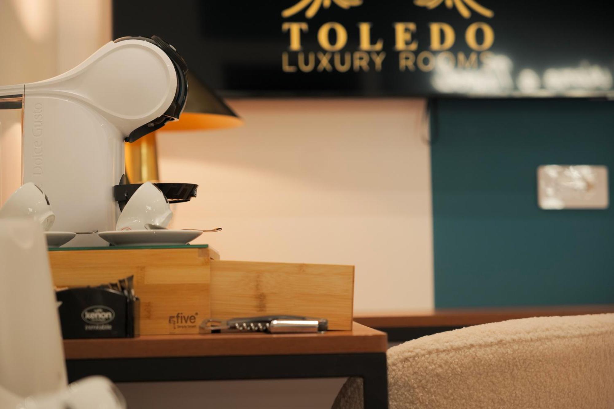 Toledo Luxury Rooms - Lr Collection Napoli Dış mekan fotoğraf